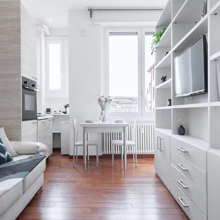 Nice And Cozy Studio In Porta Romana By Easylife Milano Dış mekan fotoğraf